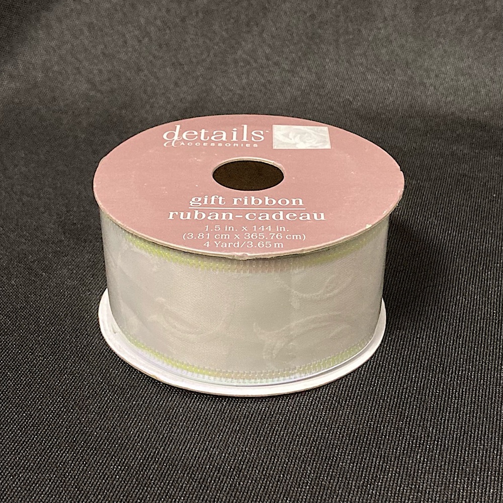 ⭐️ Details Accessories Pearl White Paisley Gift Ribbon 1.5” x 144”